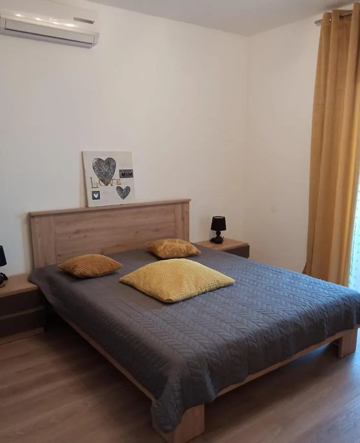 Mar-Ta Holiday Home Pridraga
